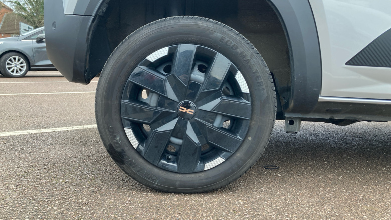 Dacia Spring 27kWh Extreme 65 48kW 5dr Auto Electric Hatchback